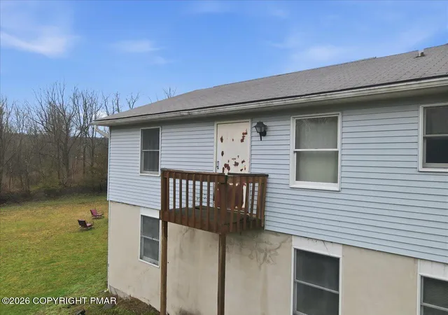 Homes for sale in Saylorsburg, PA | 119 Hildabrant Ln, Saylorsburg, PA 18353 | MLS# PM-139872