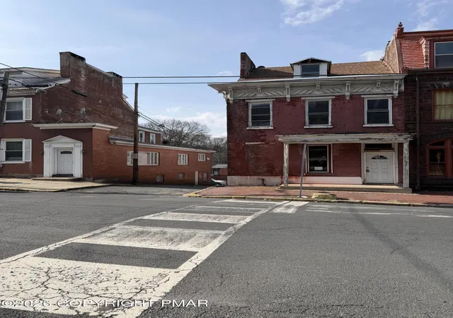 image of 622 Mahantongo St, Pottsville, PA 17901 | MLS# PM-140007