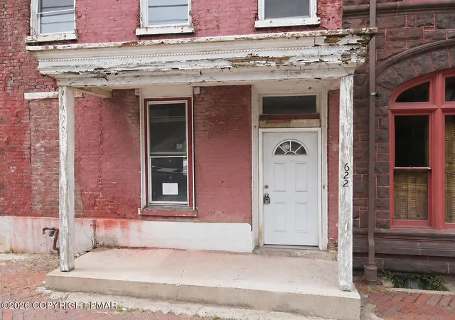 Homes for sale in Pottsville, PA | 622 Mahantongo St, Pottsville, PA 17901 | MLS# PM-140007