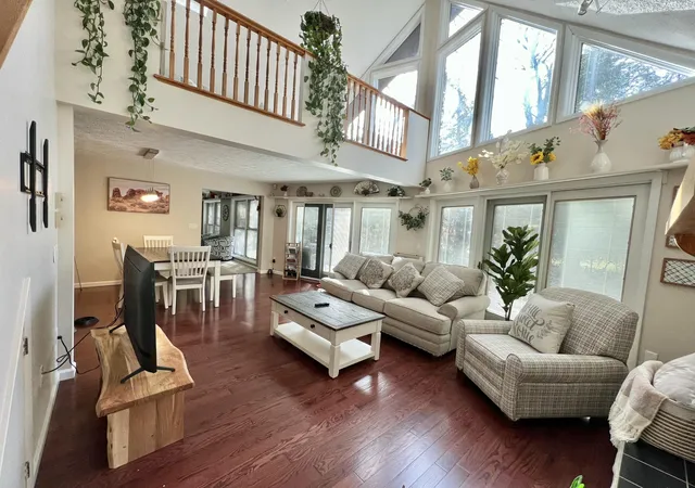 Photo 2 of Sale Pending at 5144 Hounds Ear Rd, Tobyhanna, PA 18466 | MLS# PM-140270 | Listing updated on 2026-09-08