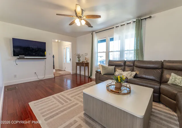 Photo 5 of Single Family Residence at 2950 Santee Dr, Bethlehem, PA 18017 | MLS# PM-139934 |  | Sold on 2026-05-08