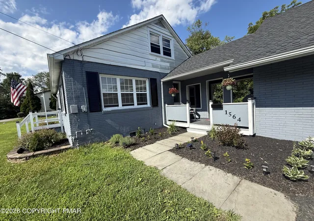 Photo 4 of Single family home for sale at 1564 Spruce St, Stroudsburg, PA 18360 | MLS# PM-139939 | Listing updated on 2026-09-16