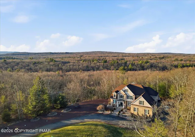 Homes for sale in Bartonsville, PA | 389 Joanne Ct, Bartonsville, PA 18321 | MLS# PM-140047