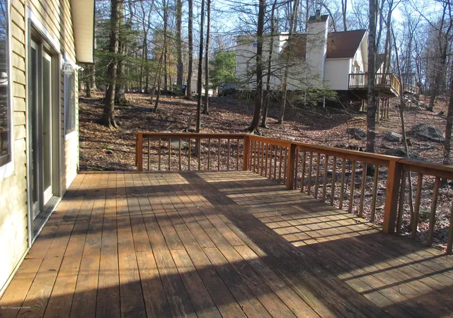Photo 3 of Single family home for sale at 3420 Crestwood Dr, East Stroudsburg, PA 18301 | MLS# PM-140694 | Listing updated on 2026-08-07