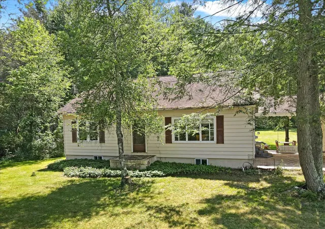 Photo 5 of Single Family Residence at 207 Scenic Dr, Kunkletown, PA 18058 | MLS# PM-140103 | | Sold on 2026-05-01