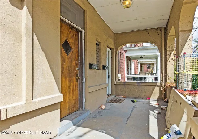 Homes for sale in Wilkes Barre, PA | 135 W River St, Wilkes Barre, PA 18702 | MLS# PM-140572