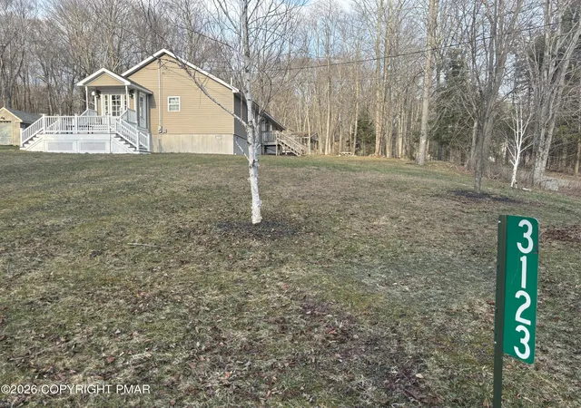 Homes for sale in Gouldsboro, PA | 3123 Chip Path, Gouldsboro, PA 18424 | MLS# PM-140216