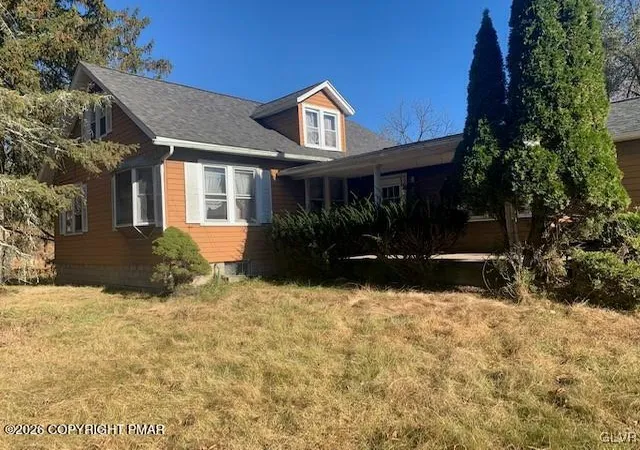 Homes for sale in Stroudsburg, PA | 1810 Chipperfield Dr, Stroudsburg, PA 18360 | MLS# PM-140212