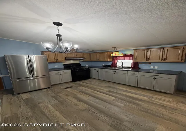 Homes for sale in Lehighton, PA | 29 Cherokee Ln, Lehighton, PA 18235 | MLS# PM-140547