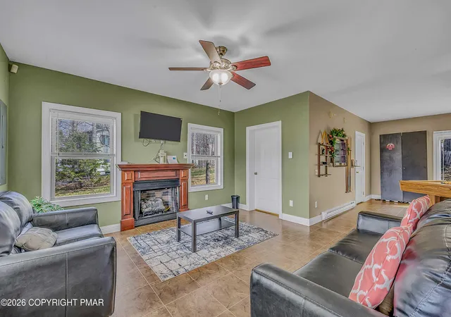 Photo 2 of Sale Pending at 958 Arrowhead Dr, Pocono Lake, PA 18347 | MLS# PM-140252 | Listing updated on 2026-08-26