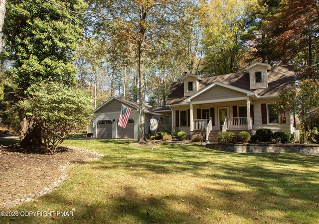 Homes for sale in Saylorsburg, PA | 2656 Rising Hill Dr, Saylorsburg, PA 18353 | MLS# PM-140309