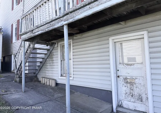 Homes for sale in Lansford, PA | 523 E Abbott St, Lansford, PA 18232 | MLS# PM-140250