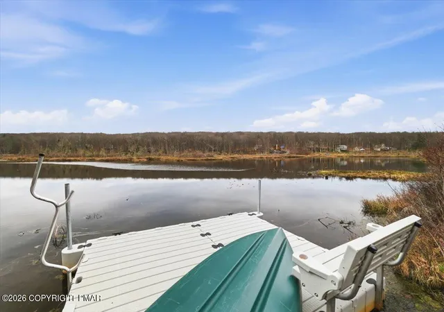 Photo 4 of Single family home for sale at 290 W Lakeview Rd, Lackawaxen, PA 18435 | MLS# PM-140371 | Listing updated on 2026-07-21