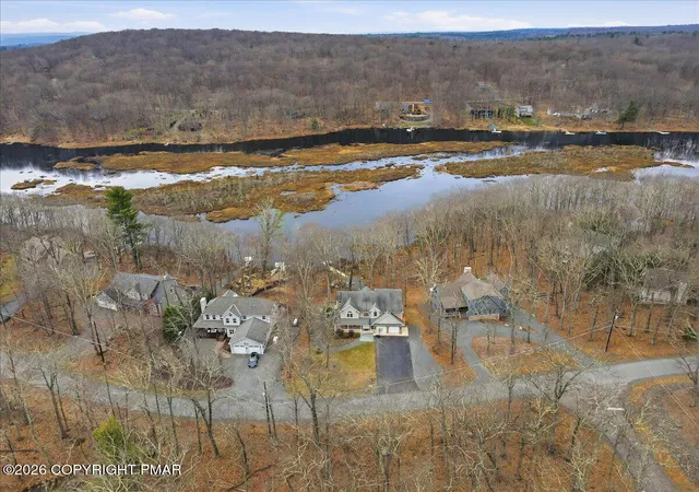 Photo 5 of Single family home for sale at 290 W Lakeview Rd, Lackawaxen, PA 18435 | MLS# PM-140371 | Listing updated on 2026-07-21