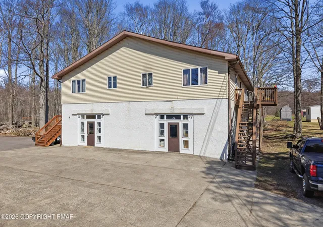 Photo 3 of House for sale at 304 Drinker Turnpike, Covington Township, PA 18424 | MLS# PM-140321 | Listing updated on 2026-09-01