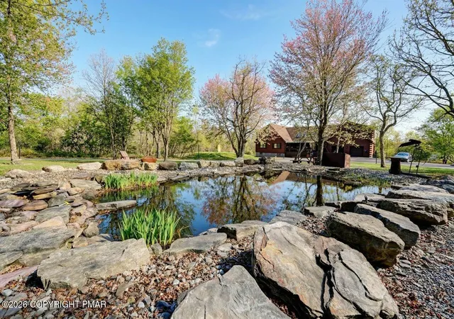 4th image of 577 Patten Cir, Albrightsville, PA 18210 | MLS# PM-140922