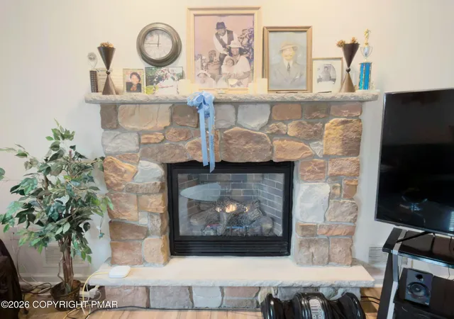 Photo 3 of Single family home for sale at 6017 Boardwalk Dr, Tobyhanna, PA 18466 | MLS# PM-140365 | Listing updated on 2026-08-19