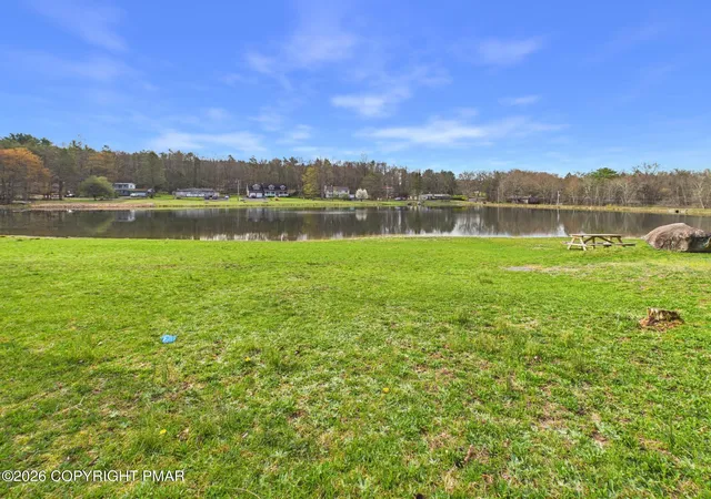 Homes for sale in Bartonsville, PA | 276 Marilou Ln, Bartonsville, PA 18321 | MLS# PM-140396
