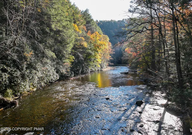 3rd image of 1146 Stony Creek Rd, East Stroudsburg, PA 18302 | MLS# PM-140438