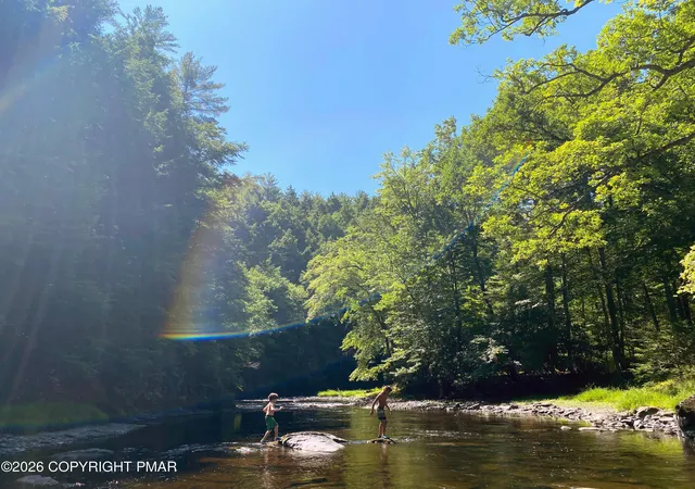 4th image of 1146 Stony Creek Rd, East Stroudsburg, PA 18302 | MLS# PM-140438