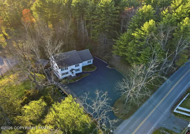 2nd image of 457 Hickory Valley Rd, Stroudsburg, PA 18360 | MLS# PM-140636