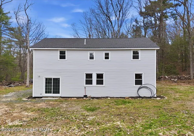 Homes for sale in Bartonsville, PA | 134 Barton Cir, Bartonsville, PA 18321 | MLS# PM-140518