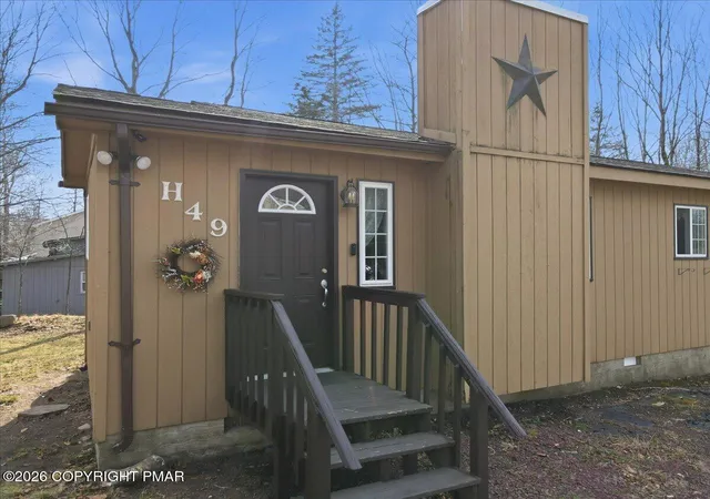 3rd image of 8531 Hillcrest Dr, Tobyhanna, PA 18466 | MLS# PM-140554
