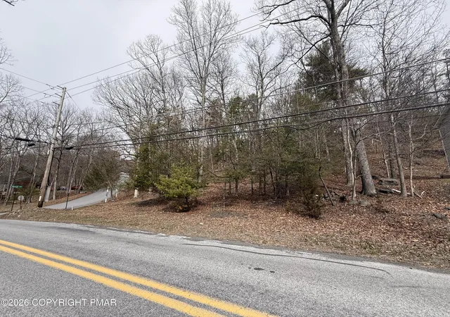 Homes for sale in East Stroudsburg, PA | Hull Rd 86 Rd, East Stroudsburg, PA 18302 | MLS# PM-140515