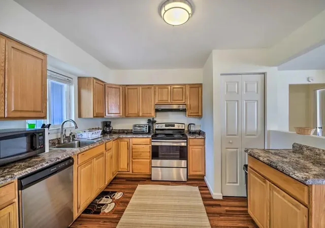 Photo 2 of Single family home for sale at 542 Country Pl Dr, Tobyhanna, PA 18466 | MLS# PM-140623 | Listing updated on 2026-07-23