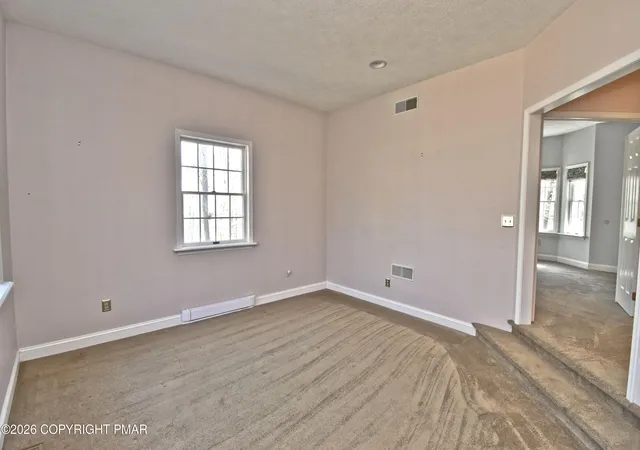 Homes for sale in Saylorsburg, PA | 1246 Woodstock Dr, Saylorsburg, PA 18353 | MLS# PM-140731