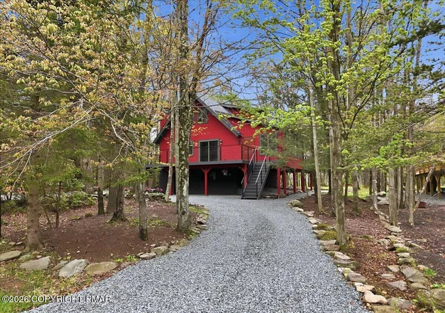 Photo 3 of Single family home for sale at 883 Deerfield Rd, Lake Ariel, PA 18436 | MLS# PM-140944 | Listing updated on 2026-06-08