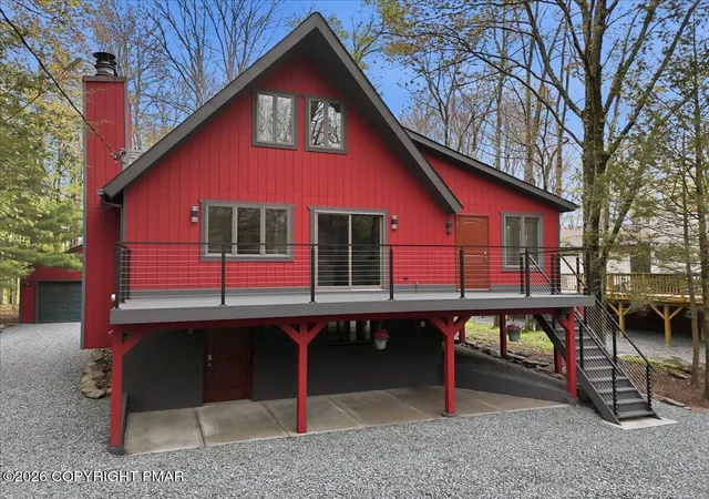 Photo 4 of Single family home for sale at 883 Deerfield Rd, Lake Ariel, PA 18436 | MLS# PM-140944 | Listing updated on 2026-06-08