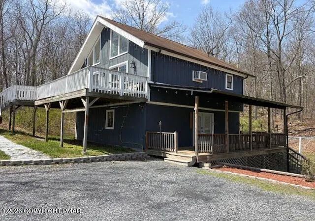 Photo 3 of Single family home for sale at 217 William Dr, East Stroudsburg, PA 18302 | MLS# PM-140703 | Listing updated on 2026-05-03