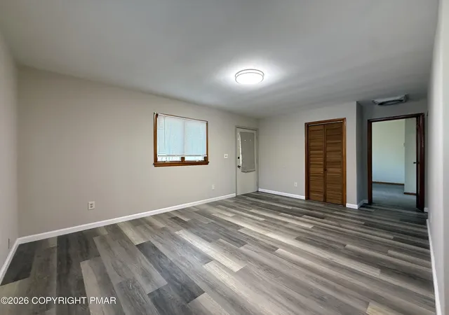 Homes for sale in Long Pond, PA | 1575 Clover Rd, Long Pond, PA 18334 | MLS# PM-140723