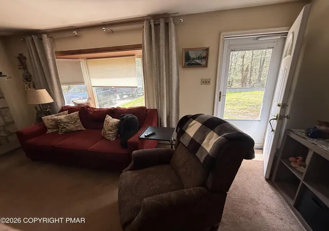 2nd image of 17 Foxhaven Rd, Albrightsville, PA 18210 | MLS# PM-140704