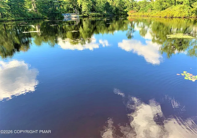 Homes for sale in Long Pond, PA | 110 Powderhorn Rd, Long Pond, PA 18334 | MLS# PM-141184