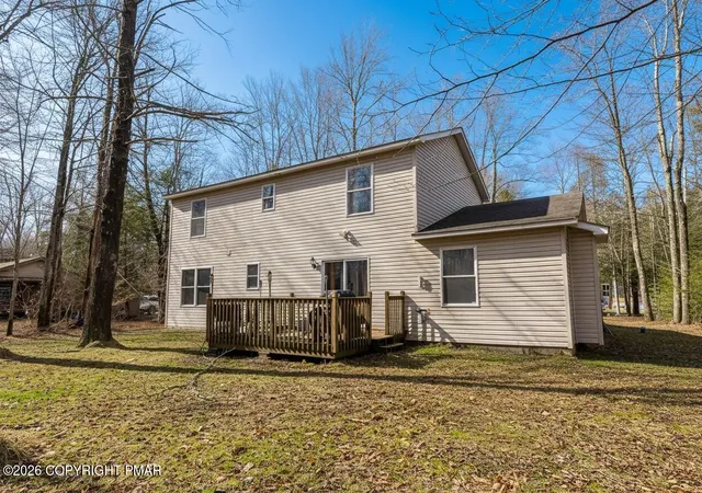 Homes for sale in Pocono Lake, PA | 207 George Dr, Pocono Lake, PA 18347 | MLS# PM-140798