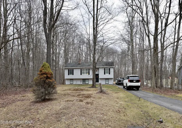 Photo 37 of Single family home for sale at 212 Annette Marie Dr, Long Pond, PA 18334 | MLS# PM-140760 | Listing updated on 2026-05-06