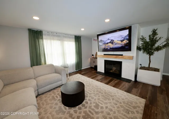 Photo 2 of Single family home for sale at 212 Annette Marie Dr, Long Pond, PA 18334 | MLS# PM-140760 | Listing updated on 2026-05-06