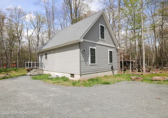 Photo 7 of Single family home for sale at Lot 284 Mallard Ln, Bushkill, PA 18324 | MLS# PM-140804 | Listing updated on 2026-05-07