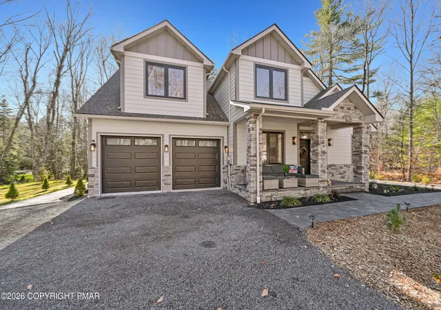 Photo 4 of Single family home for sale at 212 Gross Dr, Pocono Pines, PA 18350 | MLS# PM-140929 | Listing updated on 2026-08-03