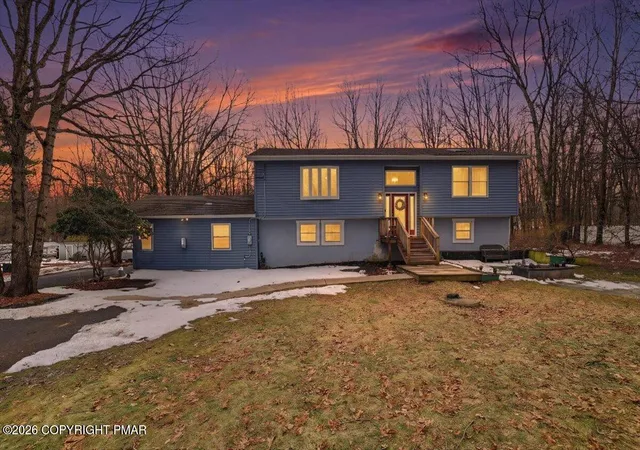Homes for sale in Blakeslee, PA | 2563 Olympia Ln, Blakeslee, PA 18610 | MLS# PM-140813