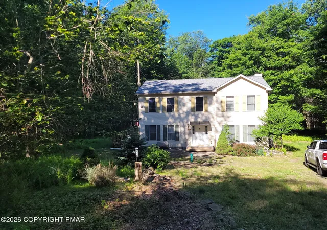 Photo 2 of Single family home for sale at 270 Packanack Dr, Gouldsboro, PA 18424 | MLS# PM-140820 | Listing updated on 2026-07-20