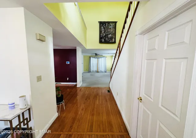 Photo 3 of Single family home for sale at 220 Hawthorne Village Ct, East Stroudsburg, PA 18302 | MLS# PM-140950 | Listing updated on 2026-08-25