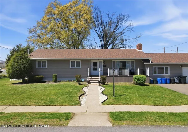 Homes for sale in Hanover Township, PA | 1 Monarch Rd, Hanover Township, PA 18706 | MLS# PM-140903