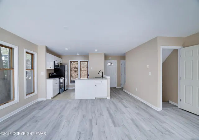 Photo 4 of Single family home for sale at 417 Hickory Dr, Tannersville, PA 18372 | MLS# PM-140885 | Listing updated on 2026-08-28
