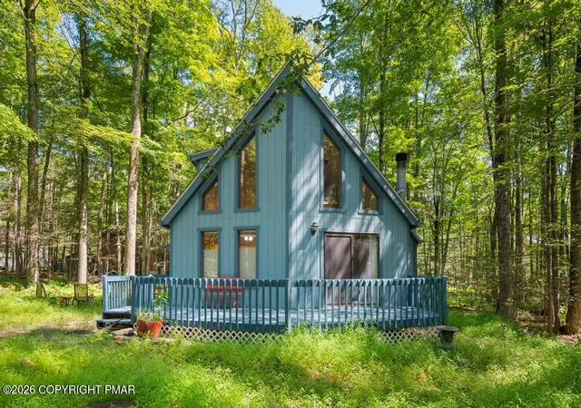 Photo 1 of Single family home for sale at 1113 Wiconisco Dr, Pocono Lake, PA 18347 | MLS# PM-140883 | Listing updated on 2026-09-04