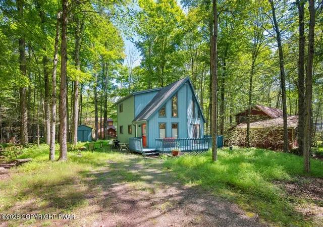 Photo 2 of Single family home for sale at 1113 Wiconisco Dr, Pocono Lake, PA 18347 | MLS# PM-140883 | Listing updated on 2026-09-04
