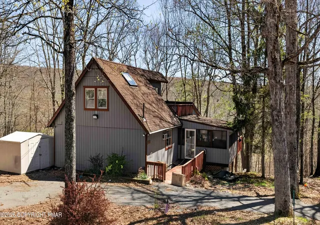 Photo 1 of Single family home for sale at 170 Dover Dr, Bushkill, PA 18324 | MLS# PM-140911 | Listing updated on 2026-07-29