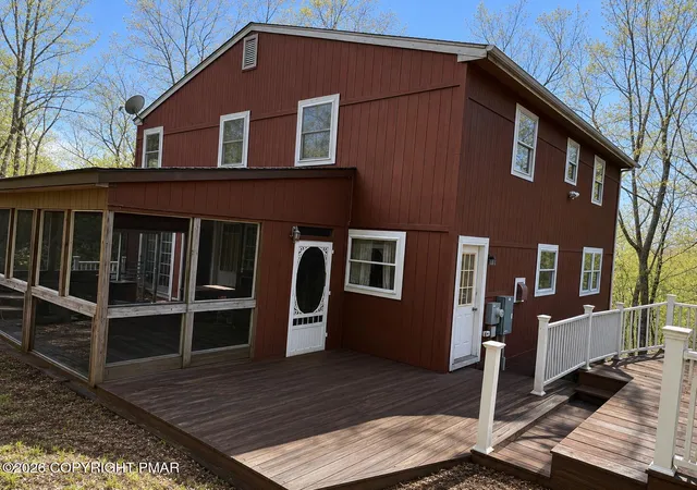 Photo 3 of Single family home for sale at 31 September Cir, East Stroudsburg, PA 18301 | MLS# PM-141015 | Listing updated on 2026-06-18